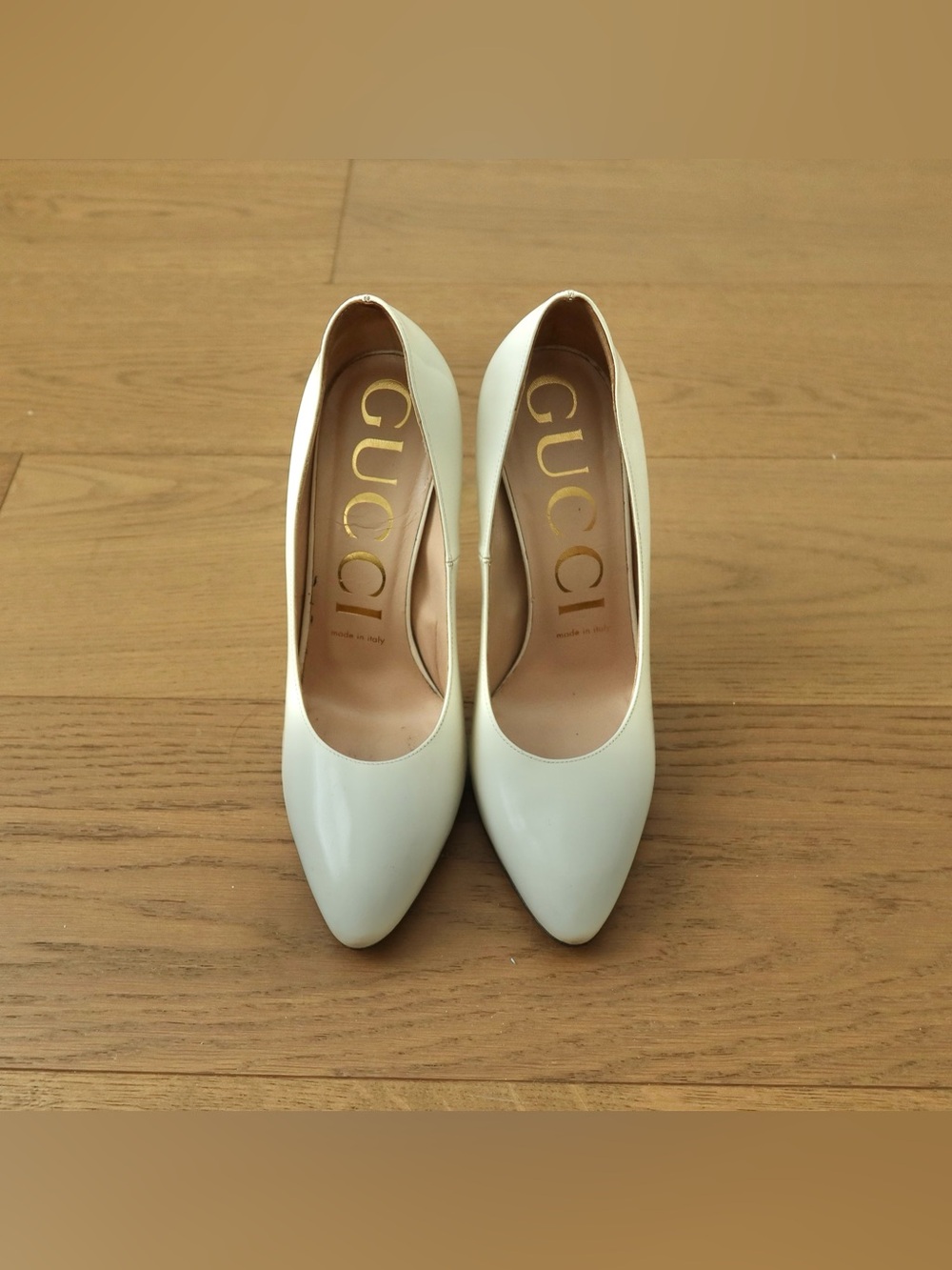 Gucci Cream Patent Leather Pointed-Toe Pumps